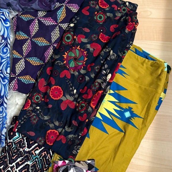 HUGE Lot of Lularoe Leggings OS 17 Pairs - Picture 6 of 8